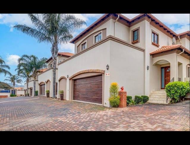 3 BEDROOM CLUSTER FOR SALE IN GLENVISTA